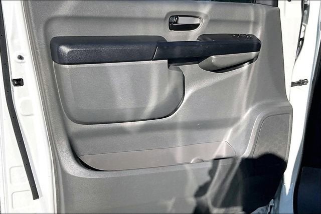 2021 Nissan NV Cargo SL