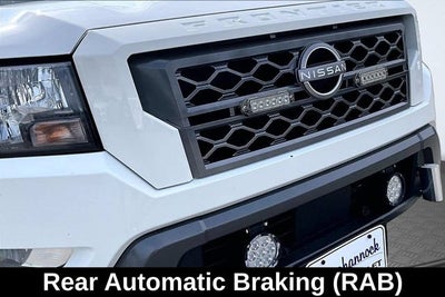2023 Nissan Frontier SV