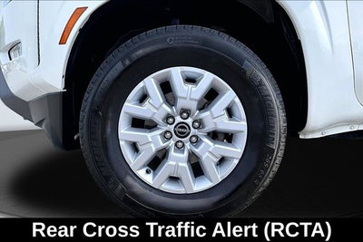 2023 Nissan Frontier SV