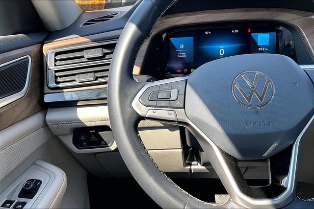 2024 Volkswagen Atlas 2.0T SE