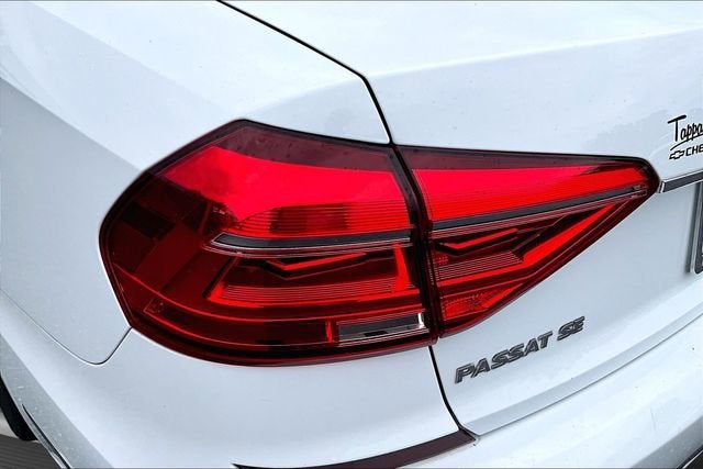 2016 Volkswagen Passat 1.8T SE
