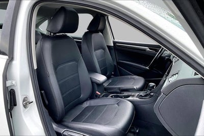 2016 Volkswagen Passat 1.8T SE