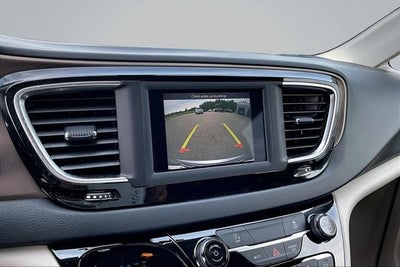 2020 Chrysler Voyager L