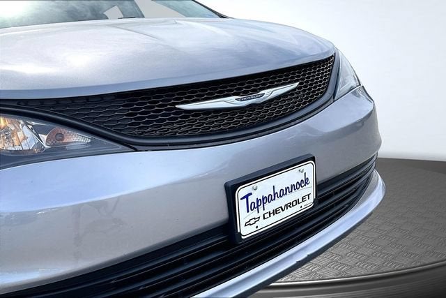 2020 Chrysler Voyager L