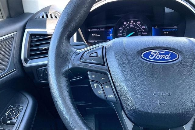 2021 Ford Edge SE