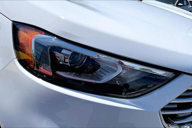 2021 Ford Edge SE