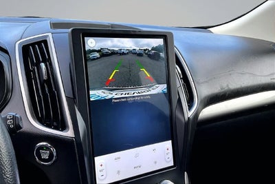 2022 Ford Edge SE