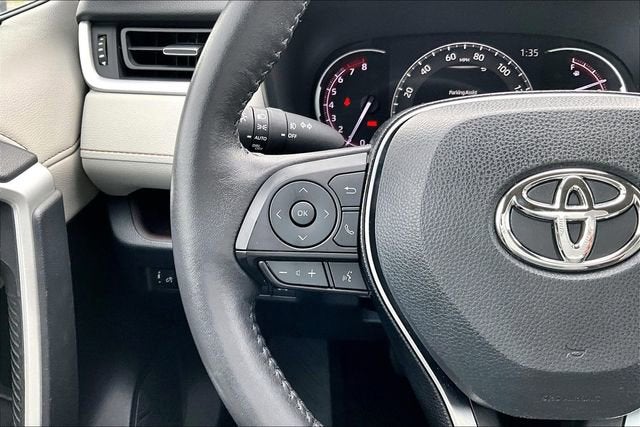 2020 Toyota RAV4 Limited