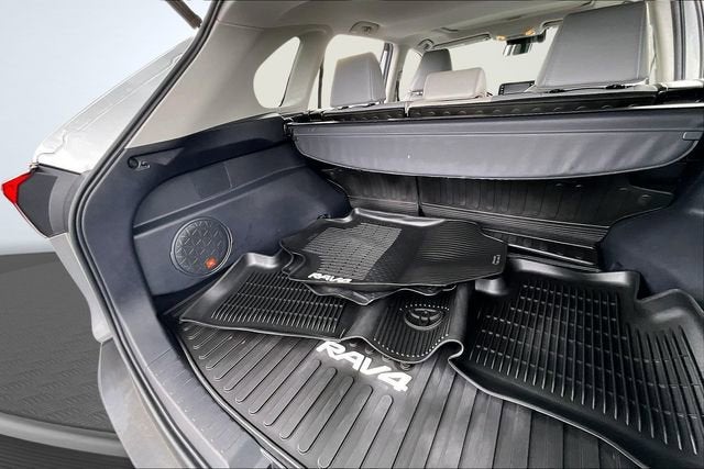 2020 Toyota RAV4 Limited