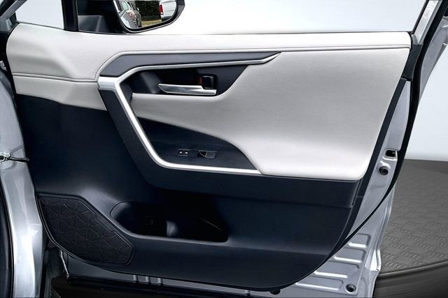 2020 Toyota RAV4 Limited