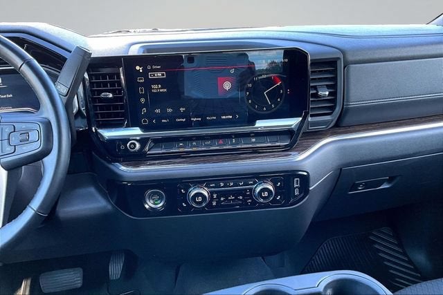 2024 GMC Sierra 1500 SLE