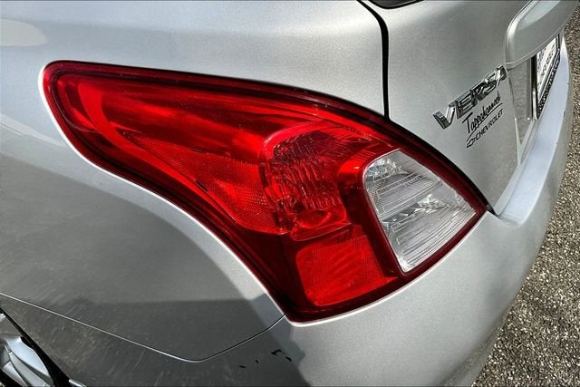 2014 Nissan Versa SV
