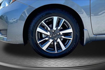2024 Nissan Versa SV