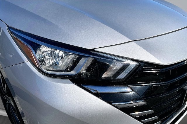 2024 Nissan Versa SV