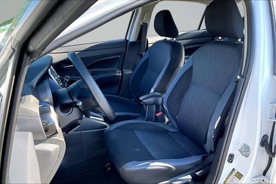 2023 Nissan Versa SV