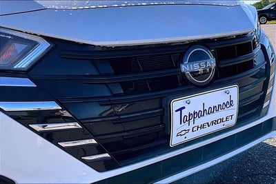 2023 Nissan Versa SV