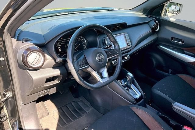 2020 Nissan Kicks SR