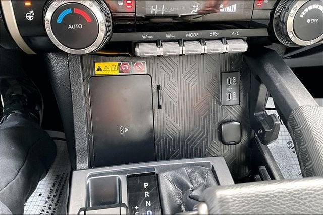 2024 Toyota Tacoma 4WD SR5