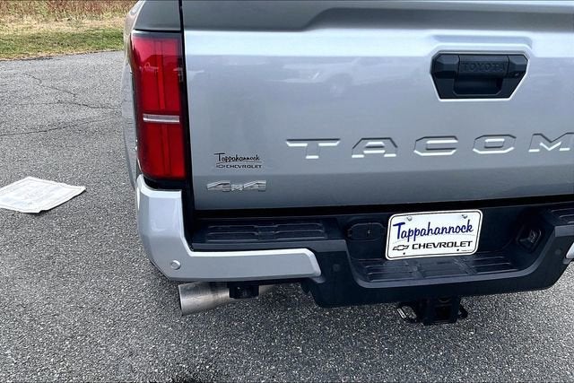 2024 Toyota Tacoma 4WD SR5