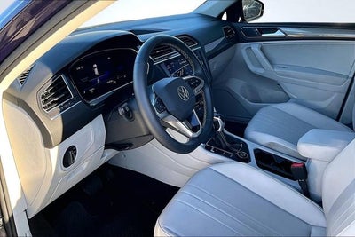 2022 Volkswagen Tiguan SE