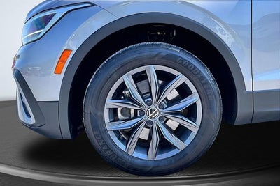 2023 Volkswagen Tiguan SE