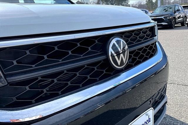 2024 Volkswagen Taos SE