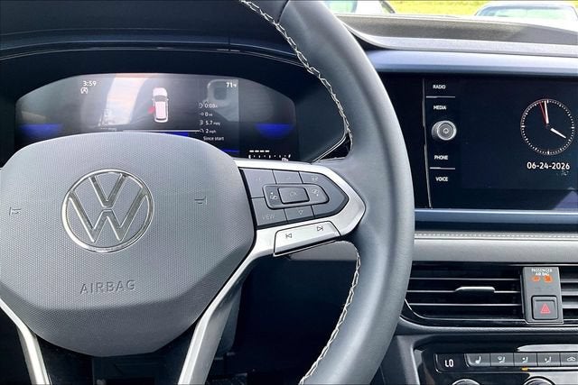 2024 Volkswagen Taos SE