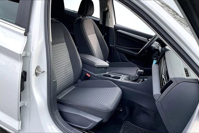 2025 Volkswagen Jetta S