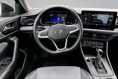 2025 Volkswagen Jetta SE