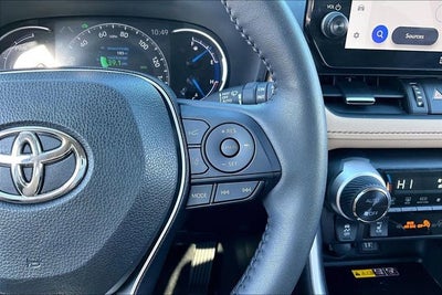 2023 Toyota RAV4 Hybrid XLE Premium