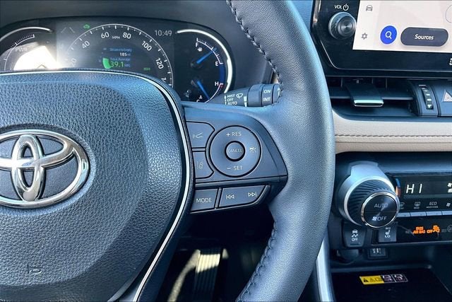 2023 Toyota RAV4 Hybrid XLE Premium