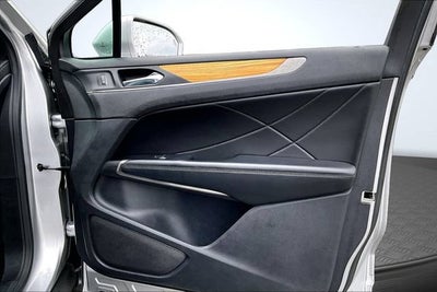 2015 Lincoln MKC Base