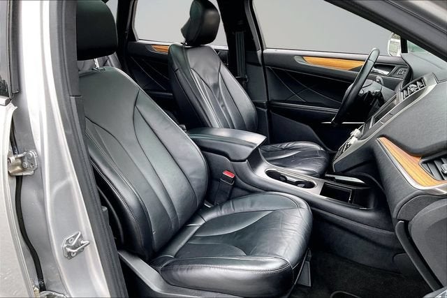 2015 Lincoln MKC Base