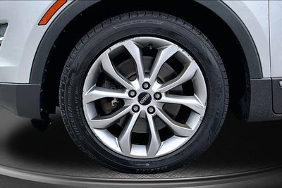 2015 Lincoln MKC Base