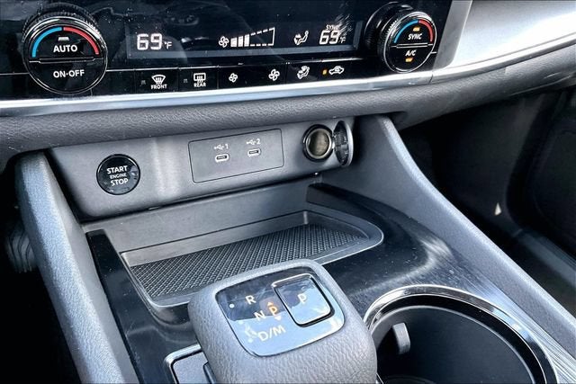 2025 Nissan Rogue SV