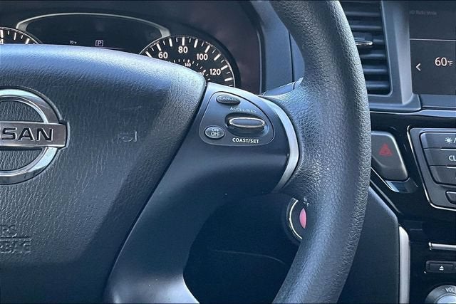 2020 Nissan Pathfinder S