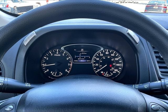 2020 Nissan Pathfinder S