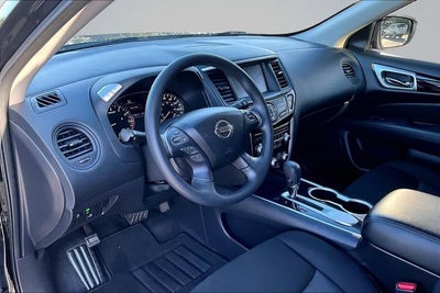 2020 Nissan Pathfinder S
