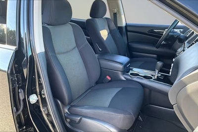 2020 Nissan Pathfinder S