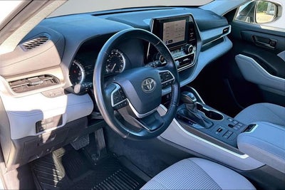 2023 Toyota Highlander L