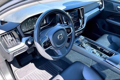 2019 Volvo S60 Momentum