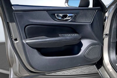 2019 Volvo S60 Momentum