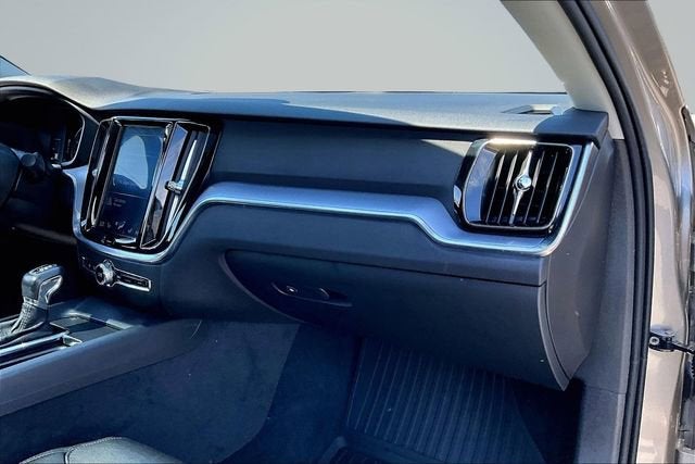 2019 Volvo S60 Momentum