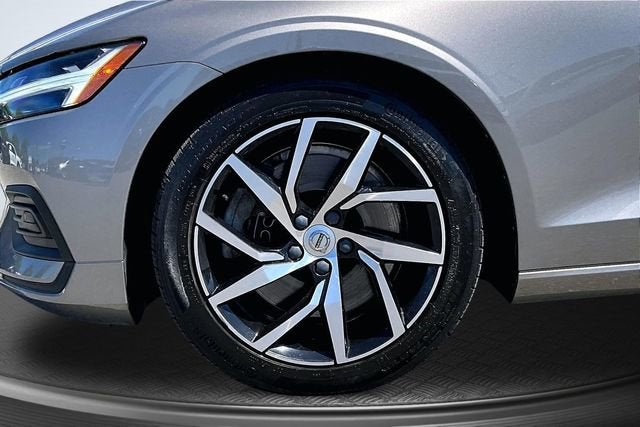 2019 Volvo S60 Momentum