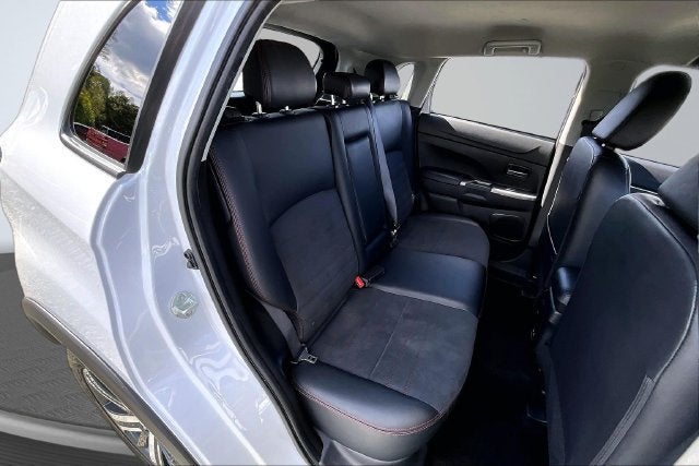 2024 Mitsubishi Outlander Sport S