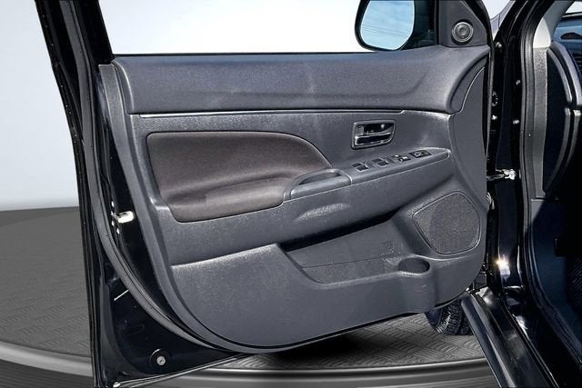 2024 Mitsubishi Outlander Sport S