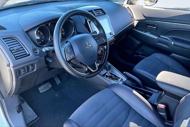 2025 Mitsubishi Outlander Sport S