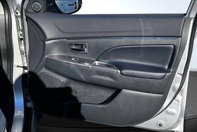 2025 Mitsubishi Outlander Sport S