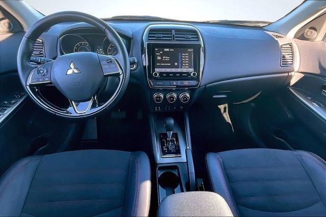 2025 Mitsubishi Outlander Sport S