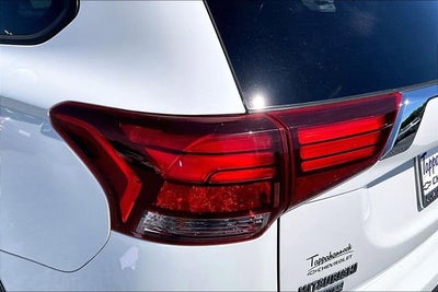 2018 Mitsubishi Outlander ES